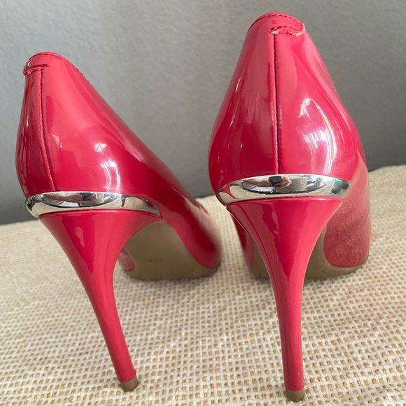 Marc Fisher stiletto shoes - Picture 8 of 12